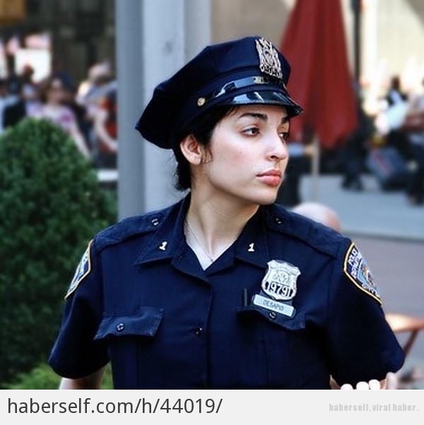 Dünyanın 26 Farklı Ülkesinden Kadın Polislerin 
